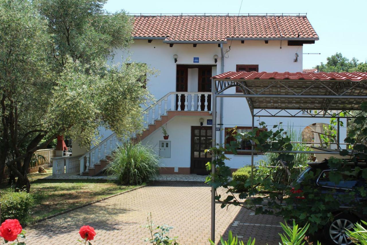 Apartments Seka Risika Exterior photo